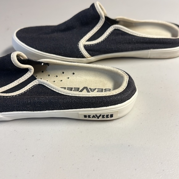 SeaVees women’s slip ons.  Size 8.5 - Picture 2 of 6